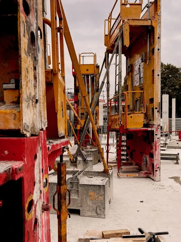 Chantier conducteur de travaux du bâtiment et du génie civilpng