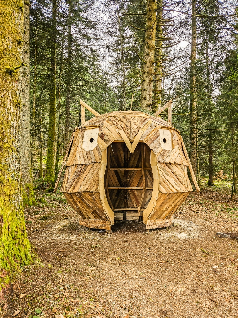 Une cabane hibou